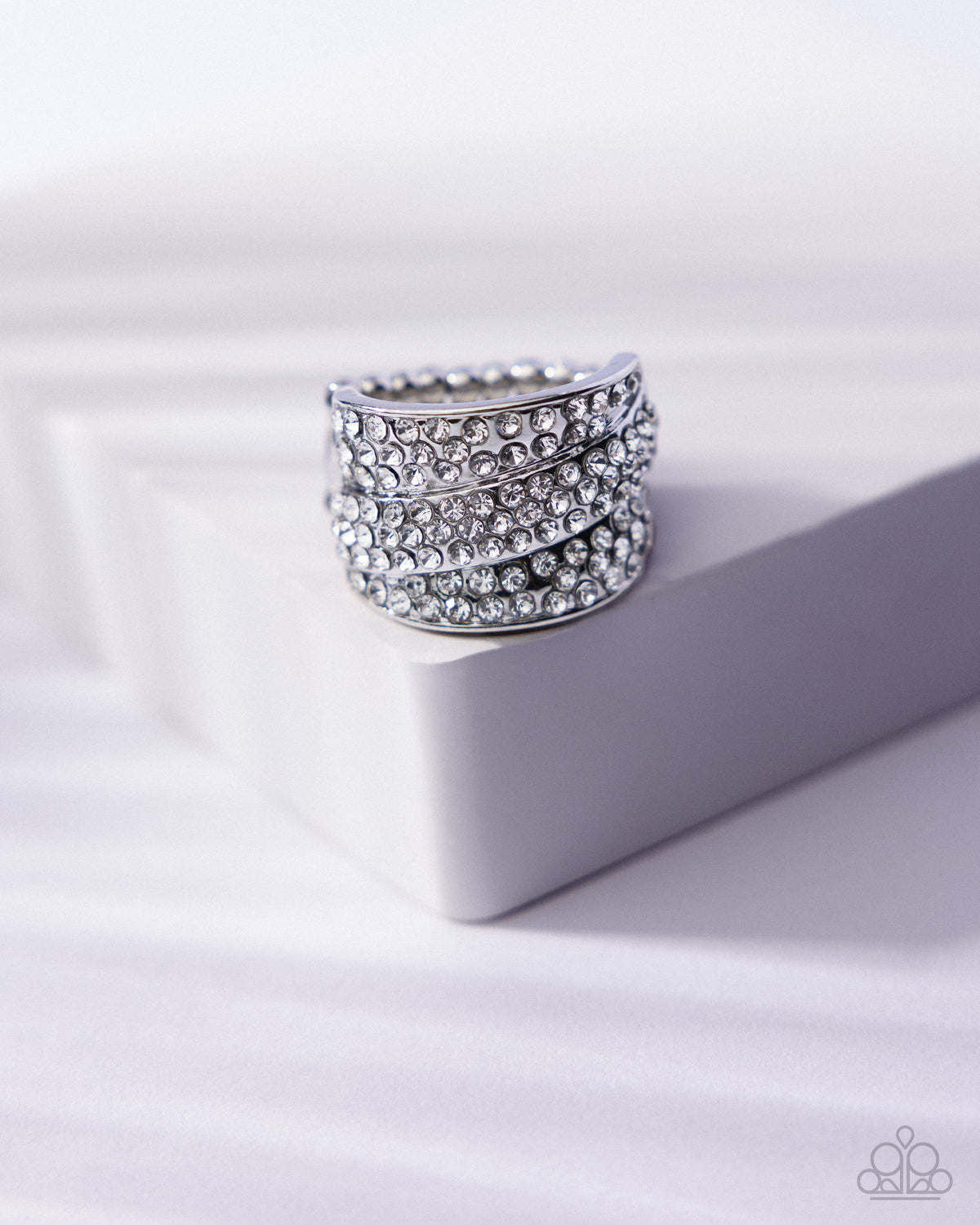 Paparazzi Accessories - The Millionaires Club - White - Ring