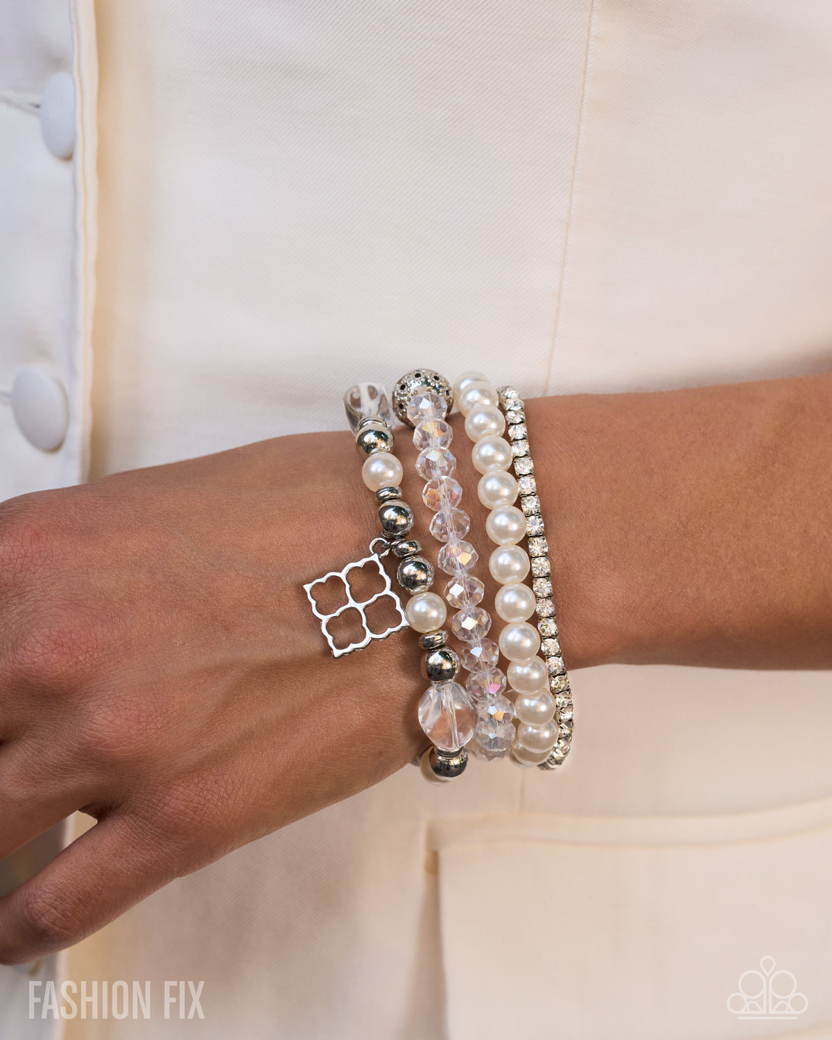 - Pastoral Pizzazz - White - Paparazzi Accessories